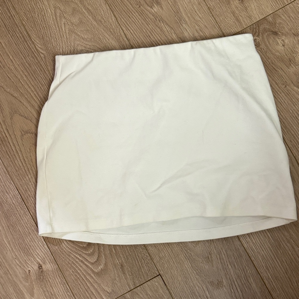 OAK + FORT Cream Mini Skirt
